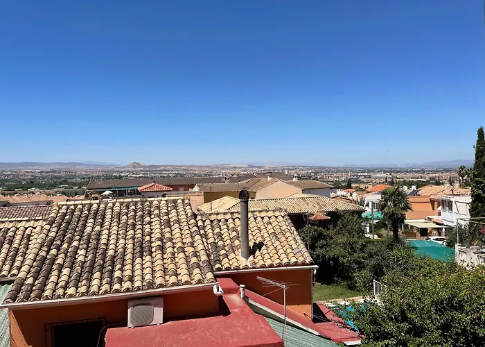 Disfruta De Granada Y Sus Encantos.