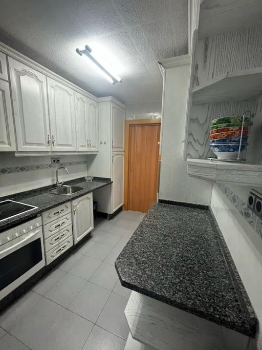 Apartament Disfruta De Granada Y Sus Encantos. *